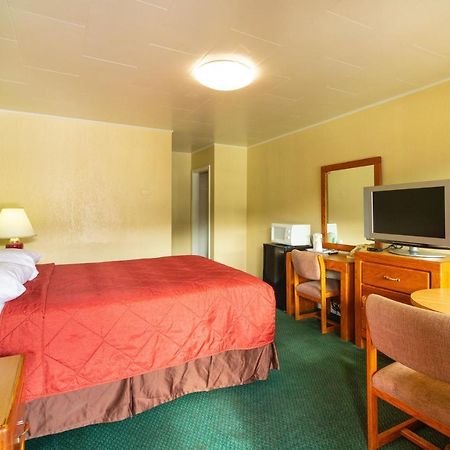 Roseburg Inn 外观 照片